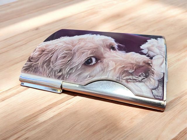 TEXTURED BUSINESS CARD HOLDER
